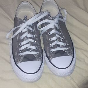 Gray Converse shoes womens size 8